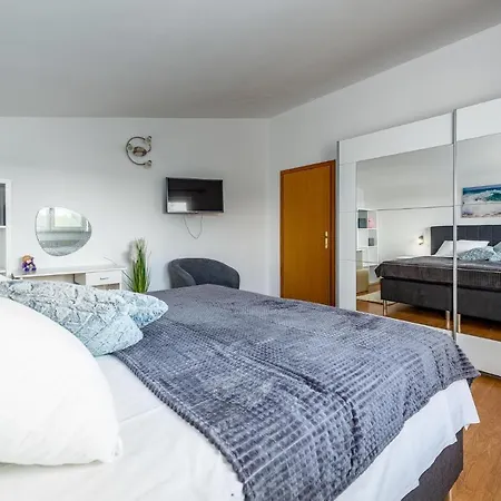 Beautiful In With Wifi Holiday home