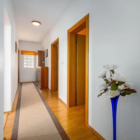 Beautiful In With Wifi Holiday home